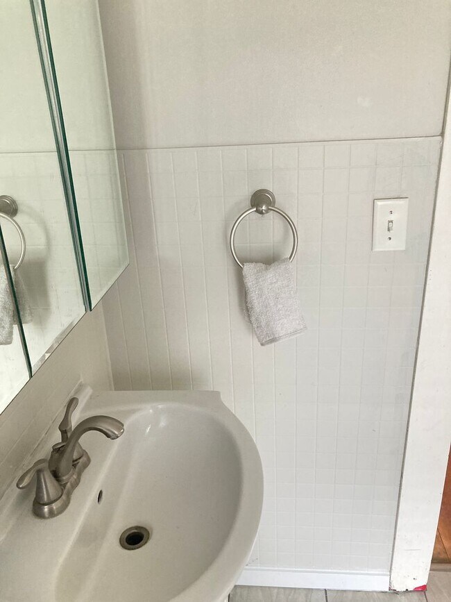 Photo - 1123 Liberty St Unit 1