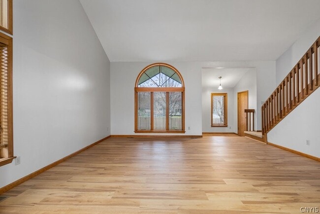 Photo - 3293 Greenleafe Dr