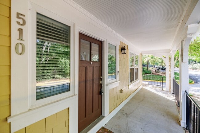 Photo - Cottage One-story Condo - Lease through July