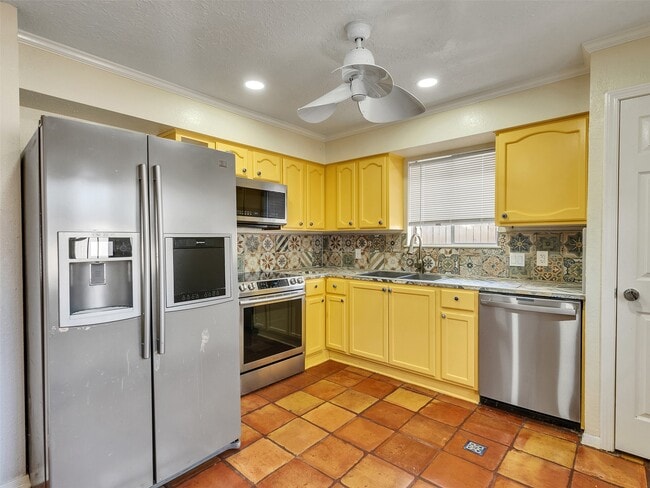 Photo - 22538 Market Square Ln