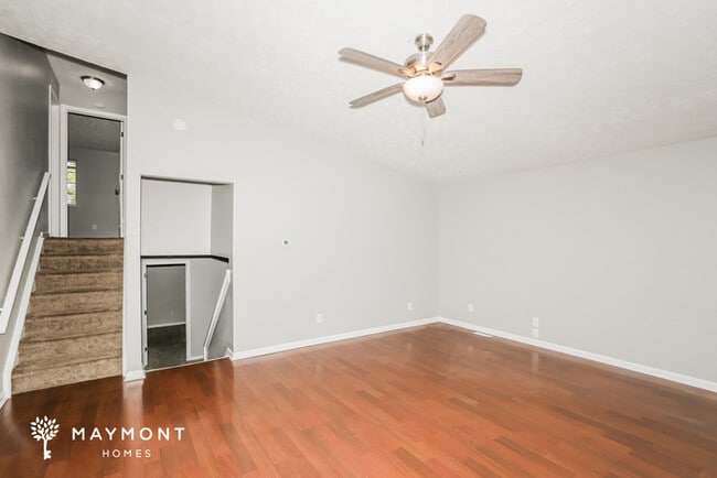 Photo - 5926 Buck Rill Dr