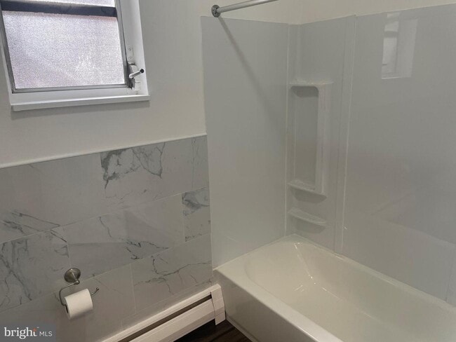 Photo - 1131 E Snyder Ave