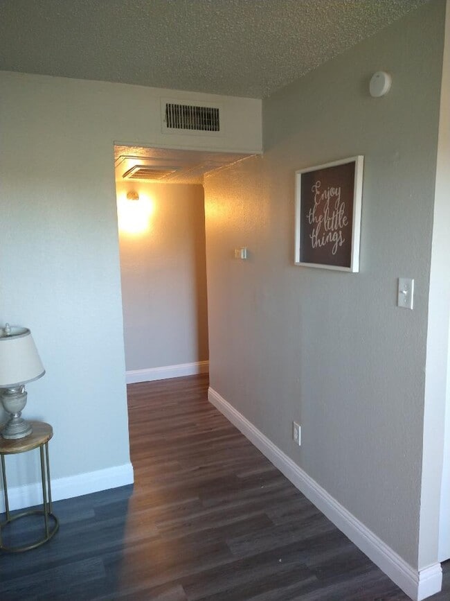 Photo - 612 London place Unidad 614201