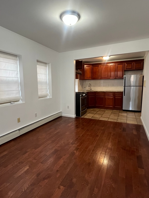 Building Photo - 57-29 Van Doren St Rental