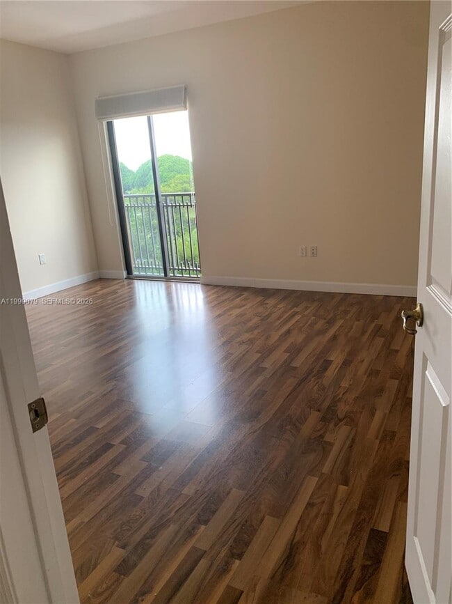 Building Photo - 711 Biltmore Way Unit 603