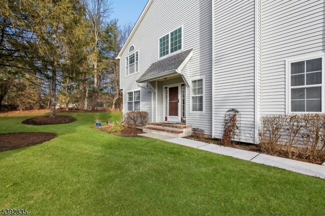 Photo - 13 Winding Brook Rd