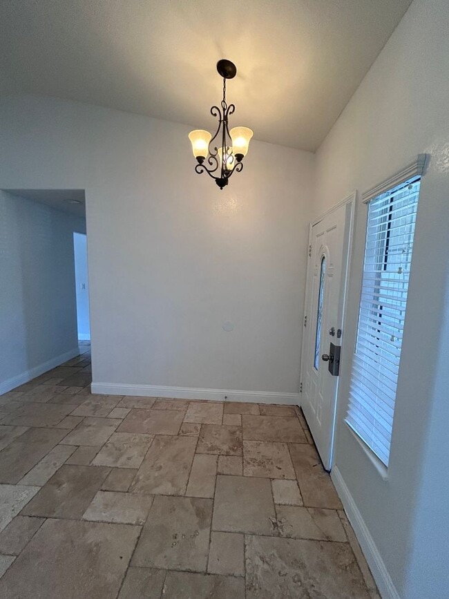 Photo - Now Available! 3 Bedroom Home in North West Visalia!