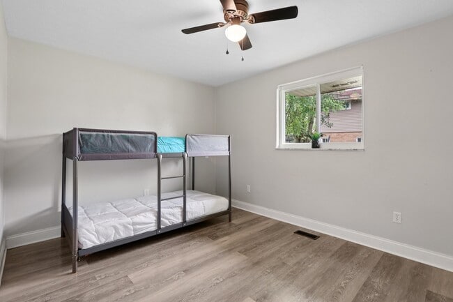 Photo - 708 Burman Ave