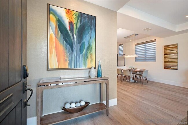 Photo - 435 Carnation Ave