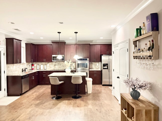 Photo - 819 Burch Creek Dr