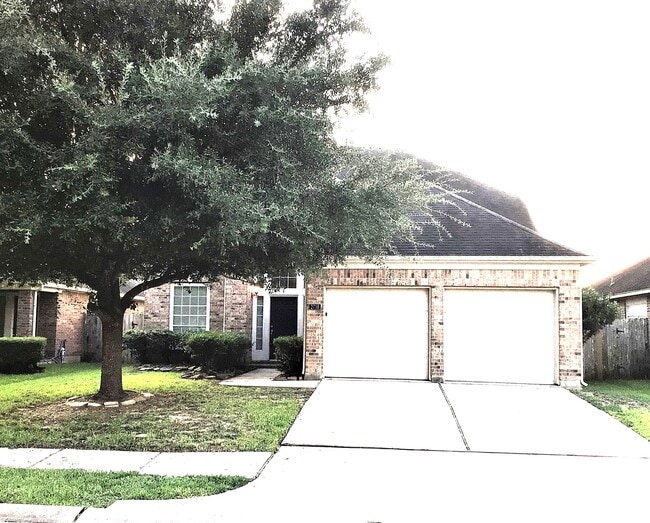 Building Photo - 2718 Lakecrest Way Dr Rental