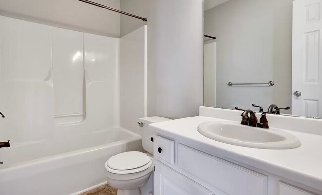 Photo - 528 Dunwoody Dr