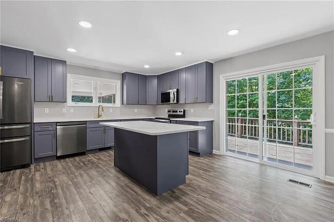 Photo - 1142 Kendall Mill Rd