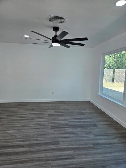 Photo - 5510 Coventry Ln