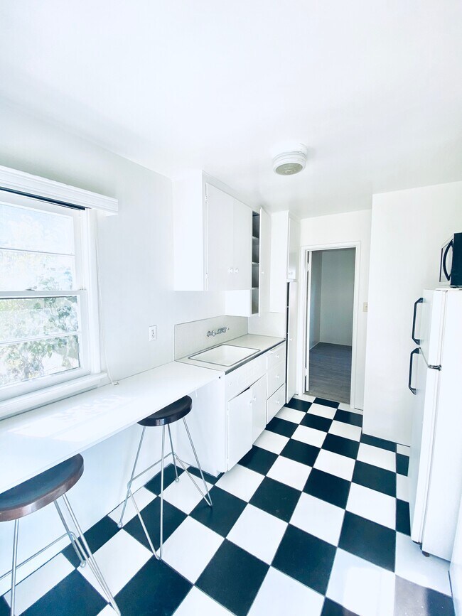 Photo - 1714 Montana Ave Unidad A