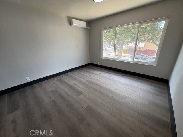 2001 E Wilshire Ave Unit 4