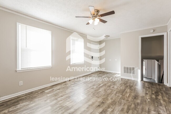 Photo - 45 Carriage Dr