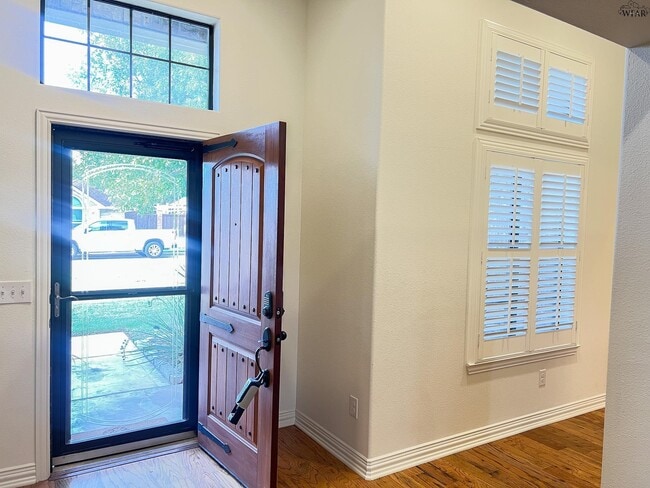 Photo - 1703 Rockridge Dr