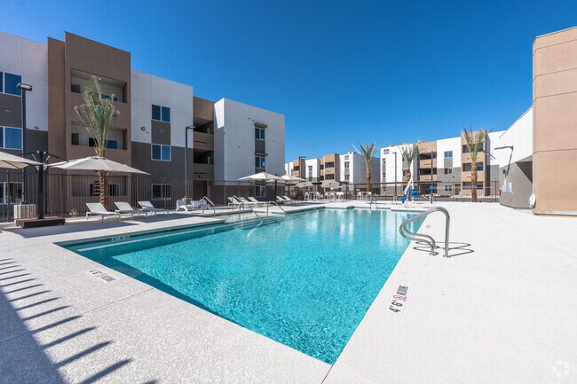 Luxury Pool and Spa