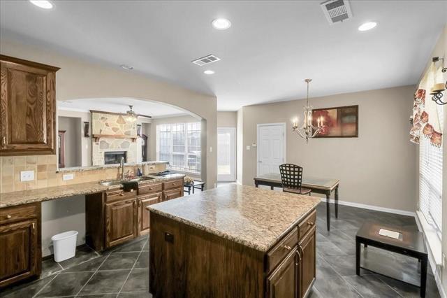 Photo - 7306 Waterbury Dr