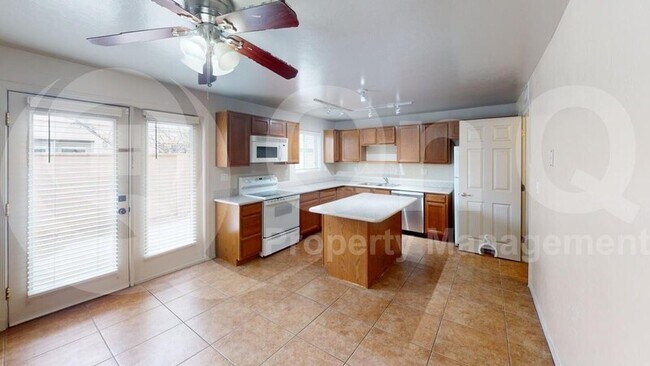 Photo - 903 N Desert Ave Unit C