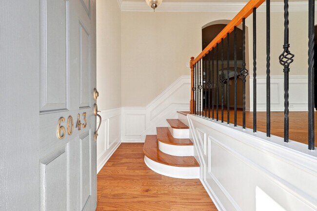 Photo - 6043 China Rose Ln