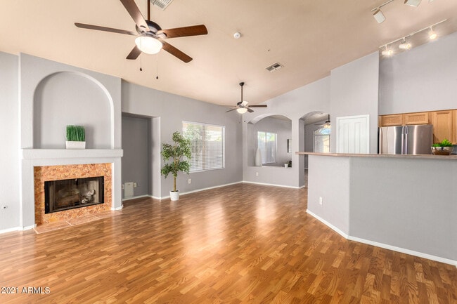 Photo - 3008 N 83rd Pl