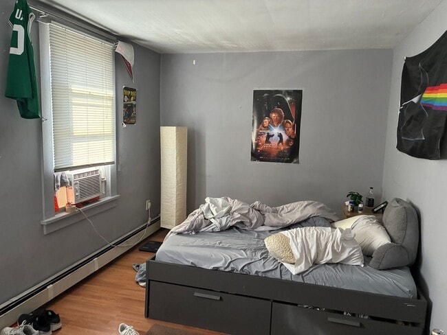 Photo - HUGE 4 BED 2 BATH CLOSE TO CAMPUS!! OAKLAND RENTAL 5/1!