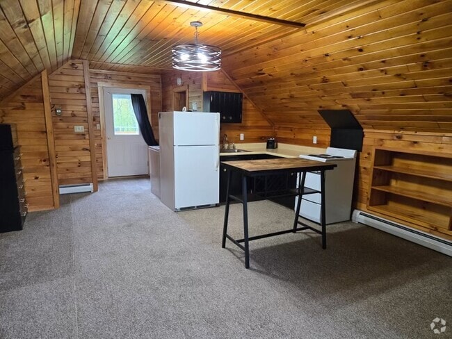 Building Photo - 78 Cram St Rental