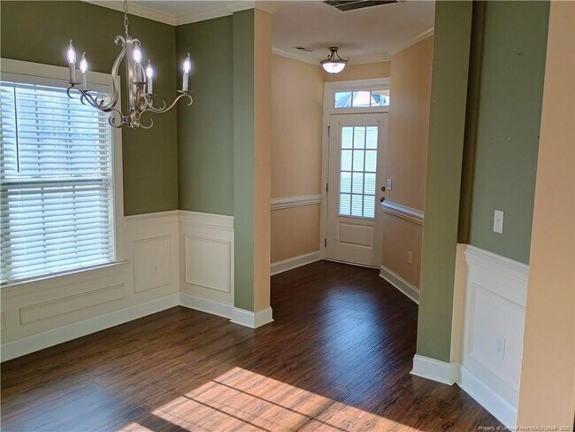 Photo - 40 Cromwell Cir