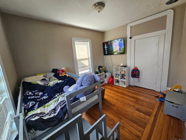 Photo - 46 Bay St Unit 3