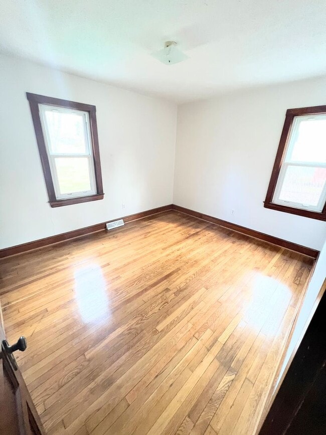 Photo - 3 Bedroom Home in Bedford
