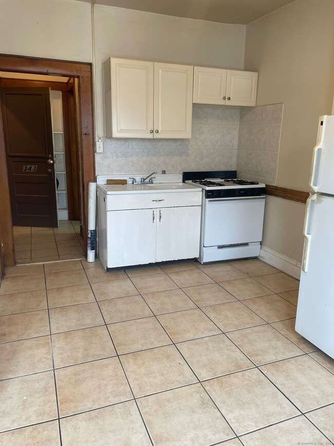 Photo - 343 Wayne St Unit 1st