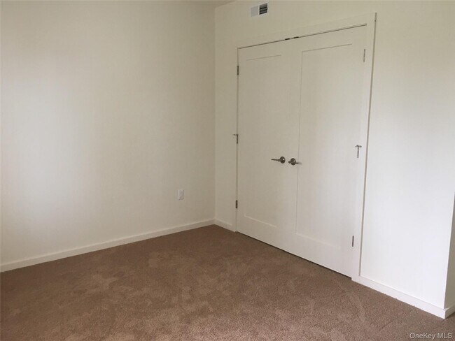 Photo - 3 Seitz Terrace Unidad H10