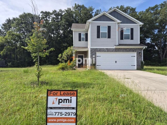 Building Photo - 3338 Bridgewood Dr