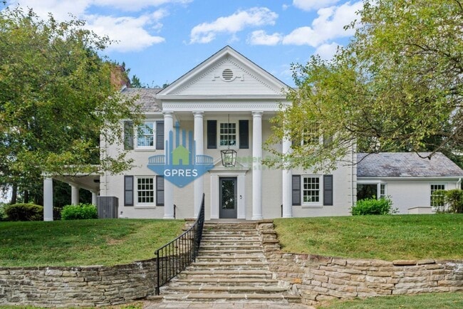 Photo - Elegant Fox Chapel 4-Bedroom, 3.5-Bath Home