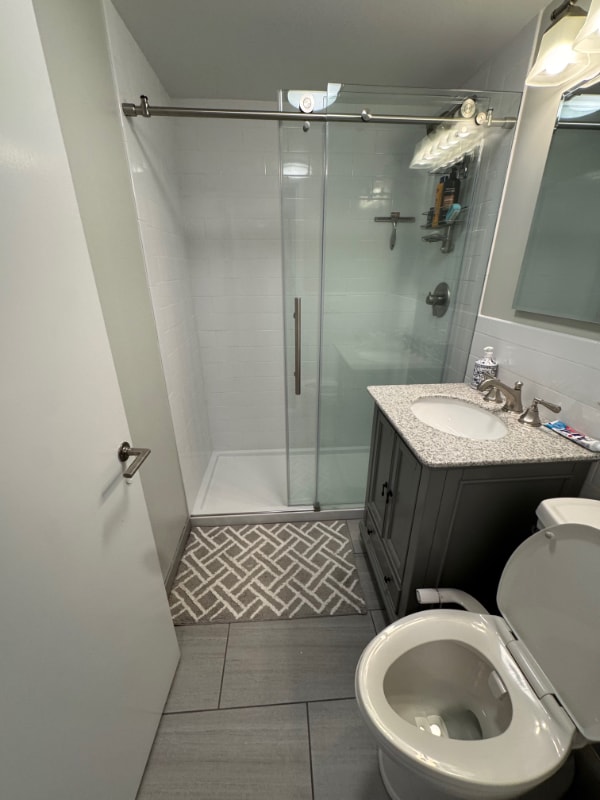 Photo - 1038 Quaker Bridge Rd E