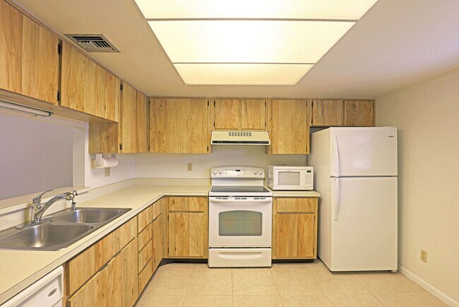 Photo - 6120 Whiskey Creek Dr Unit 6120 Whiskey Creek Drive #409