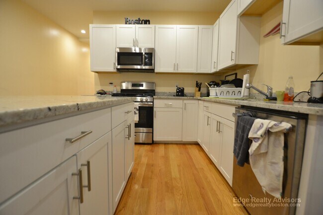 Photo - 23 Higgins St Unit 1