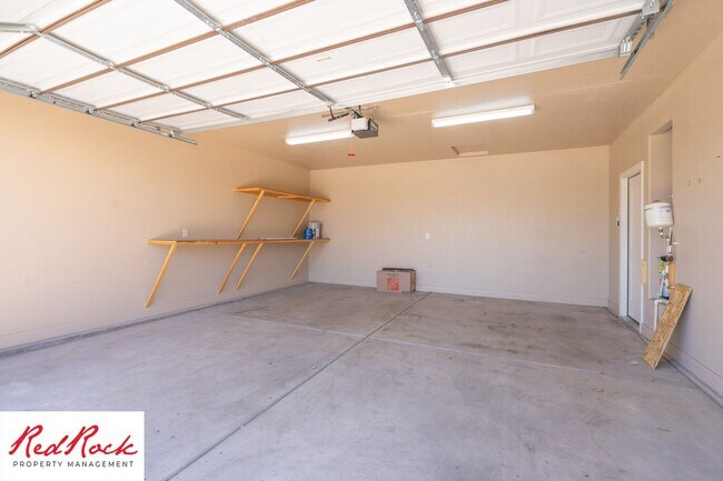 Photo - Dog Friendly, Pleasant 4 Bedroom, 2.5 Bath...