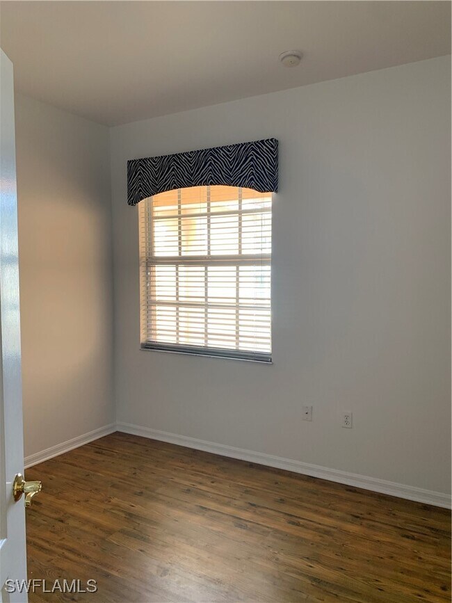 Photo - 3140 Sea Trawler Bend