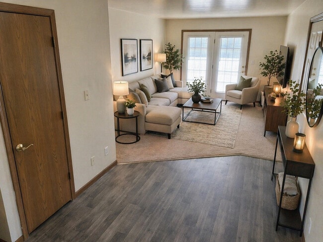 Photo - Kingsbury Campus Apartments