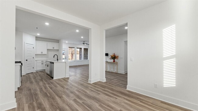 Photo - 4820 W Aurora St