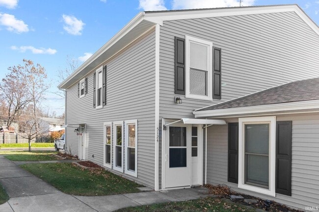 Building Photo - 5124 Woodmark Dr Rental
