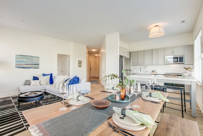 Photo - Centro Arlington