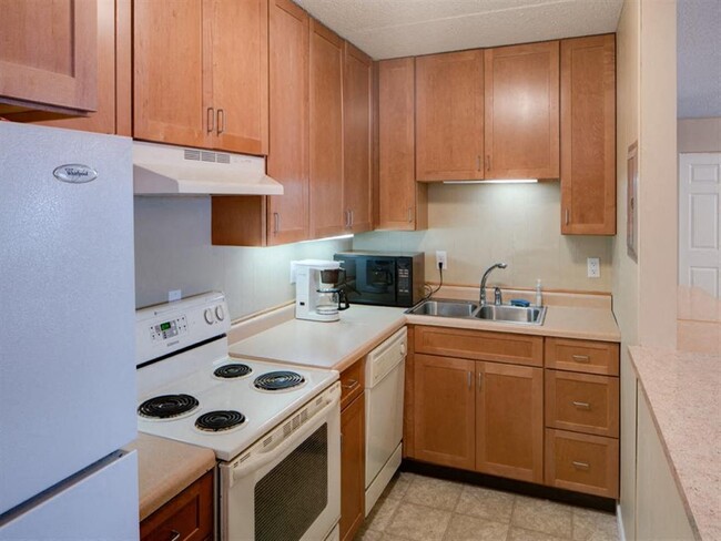 Gold Crest Apartments
