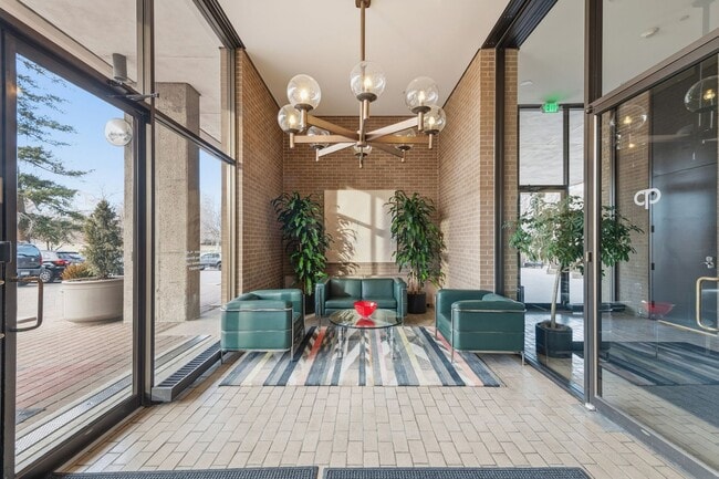 Photo - Stunning 1 bed 1 bath 10th floor unit overlooking the park!
