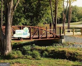 Photo - 341 Clifton Terrace