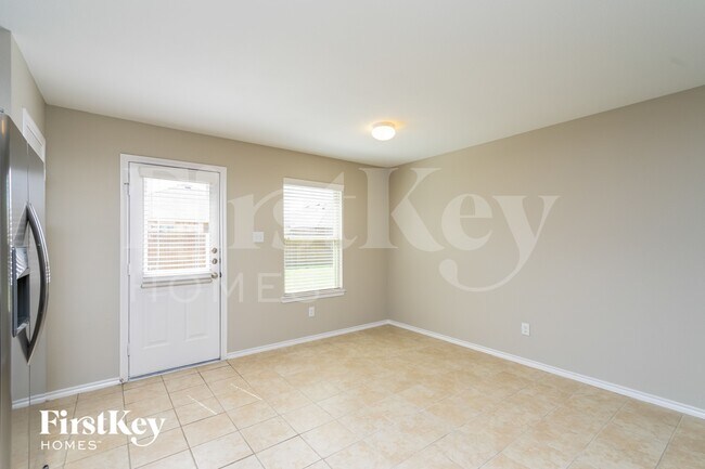 Photo - 2212 Tombstone Dr