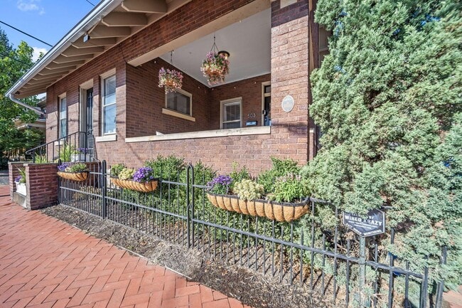 Photo - 503 S 3rd St